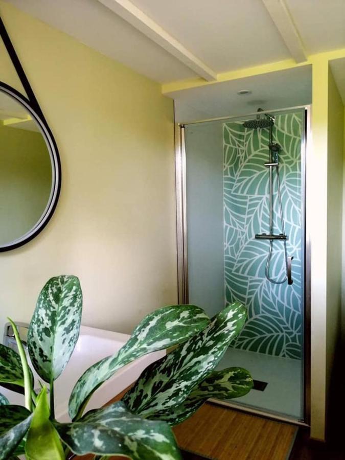 Gite Dans Une Ambiance Vegetale Avec Spa Privatif Jazennes Exterior foto